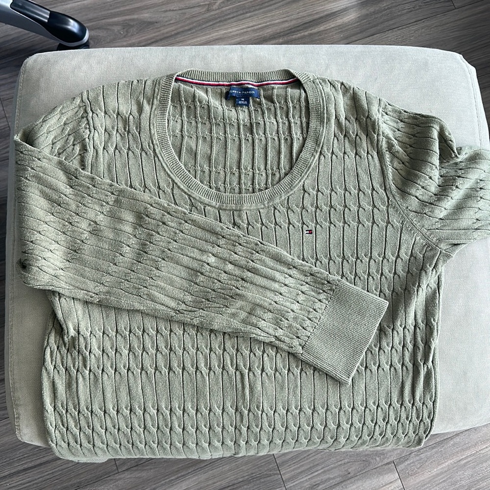 Tommy hilfiger sweater/jumper olive color size medium